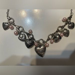 NWOT Heart Statement Necklace